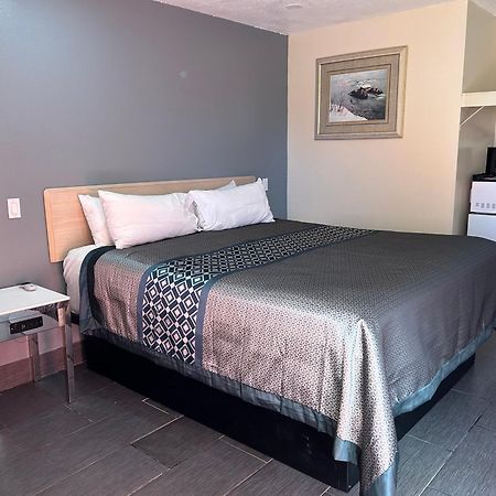 California Inn Hotel And Suites Adelanto Us 395 Extérieur photo