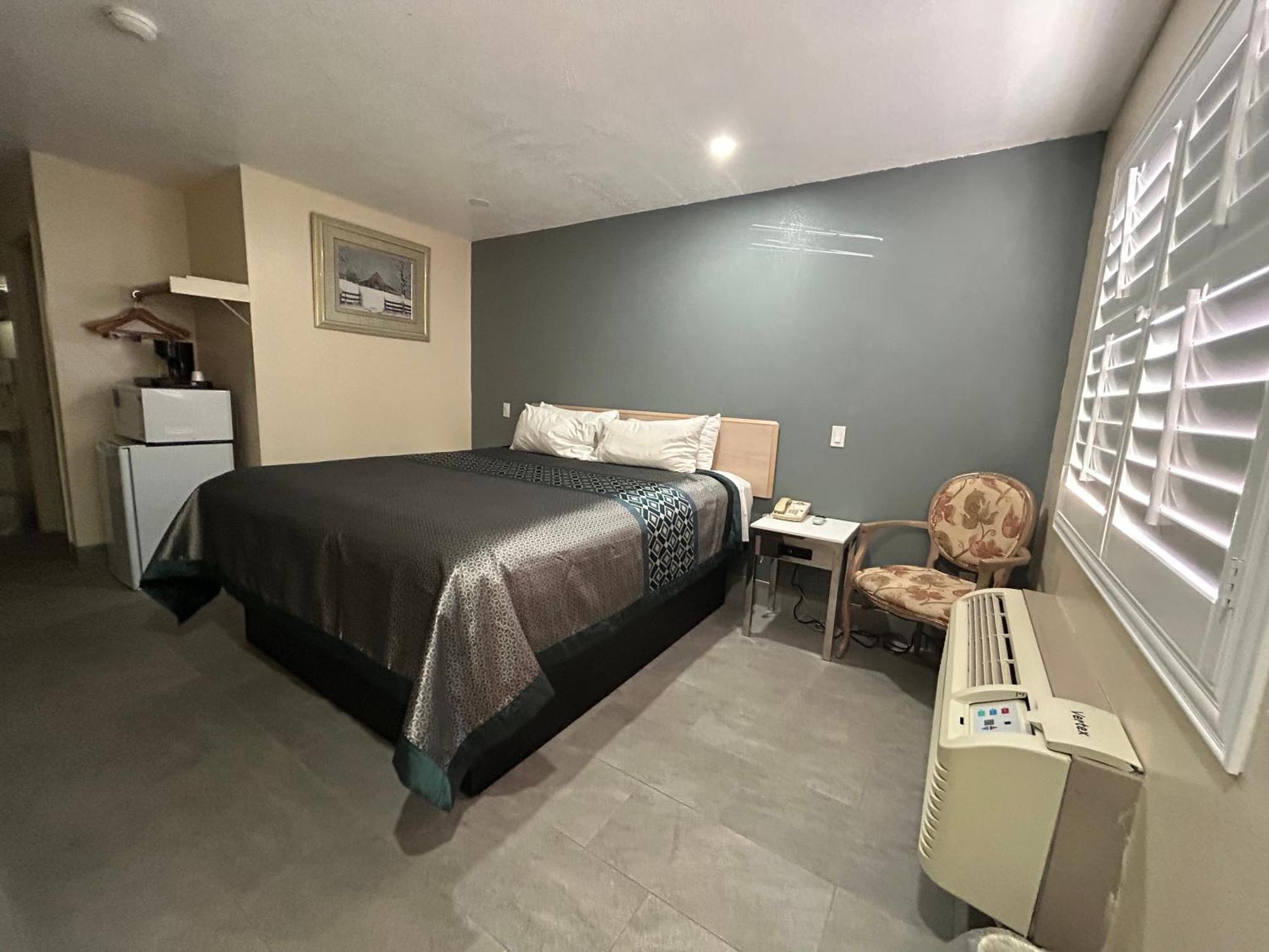 California Inn Hotel And Suites Adelanto Us 395 Extérieur photo